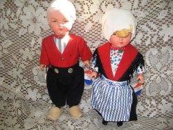 10'' DUTCH PR ROZETTA METAL HEAD BOY, GIRL, ORIGINAL COSTUME, TAG